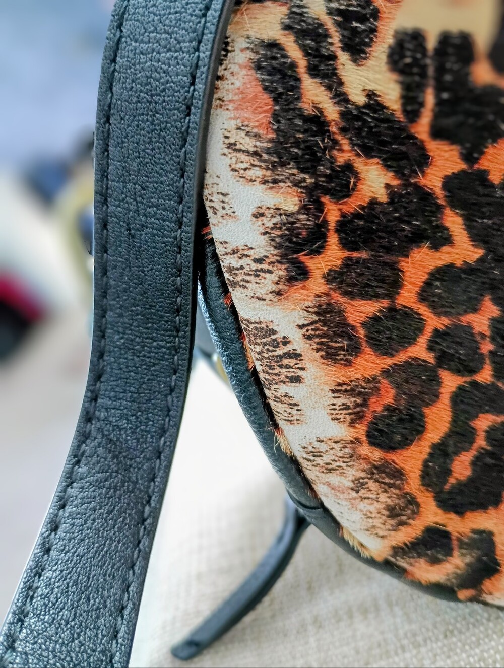 Sheila Small Satchel - Picture 15 of 15